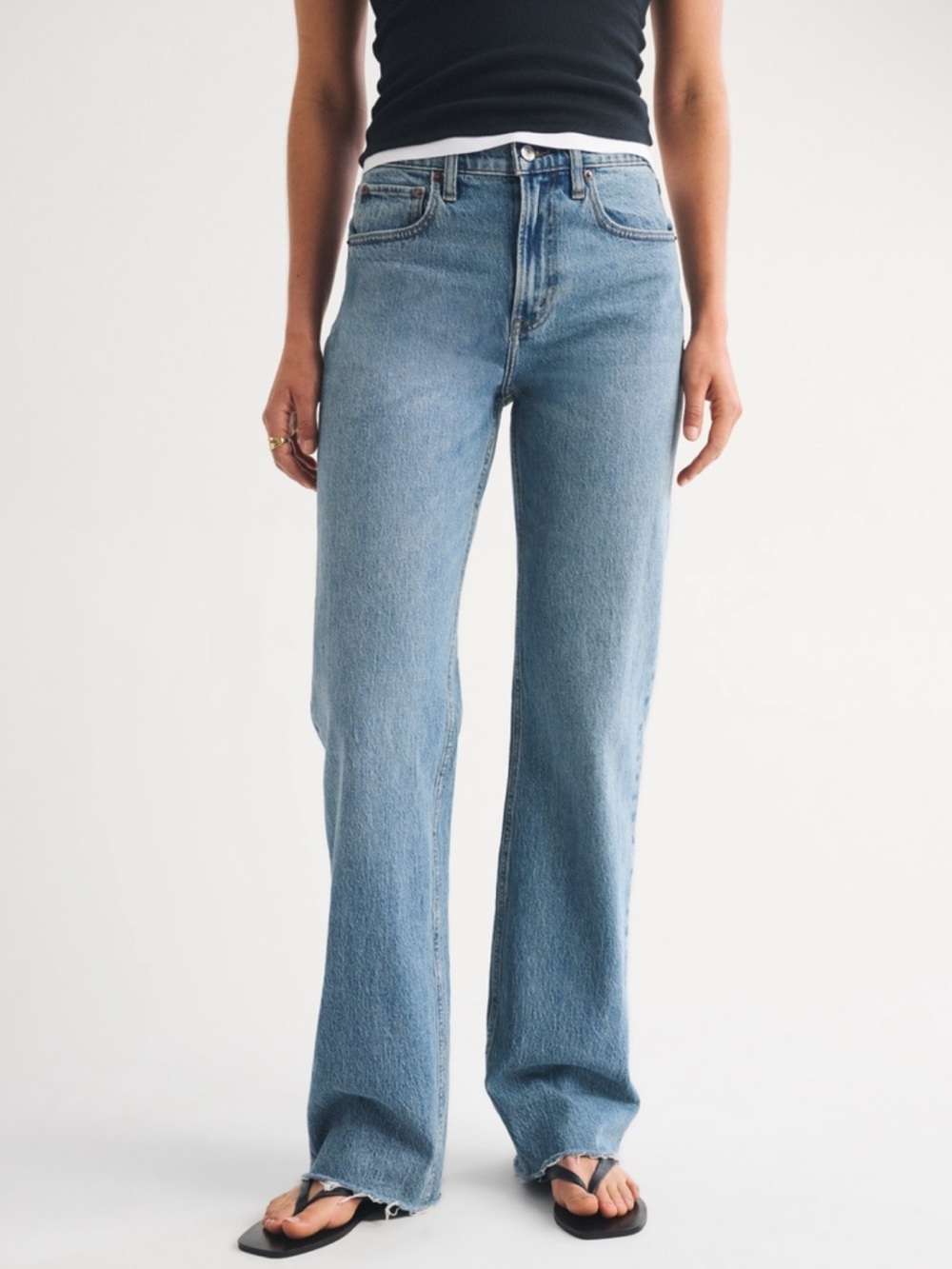Abercrombie 90s Relaxed High Rise Jeans Size 29